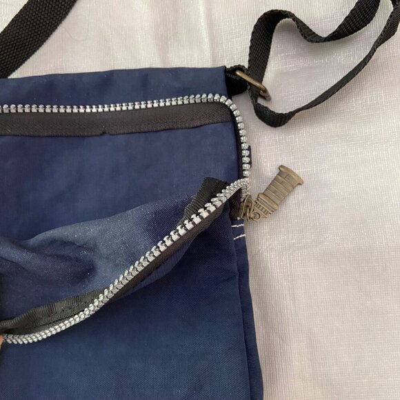 Vintage Navy mini Crossbody Bag With Lighthouse Embroidery Zipper Closure travel - Picture 9 of 12